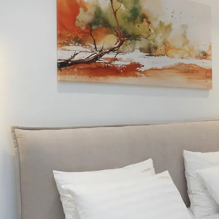 Coryfes Luxury Apartamento *