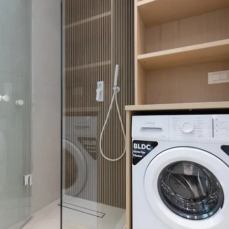 Coryfes Luxury Apartamento *